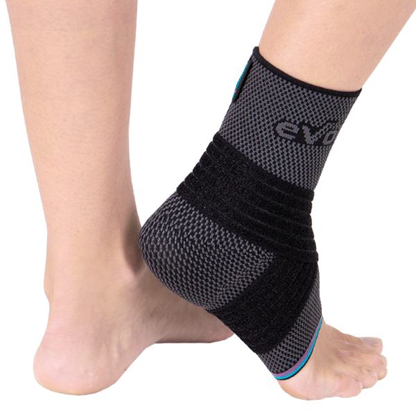 2 Бандаж голеностопный со стяжкой Т-8683 Evolution ТРИВЕС